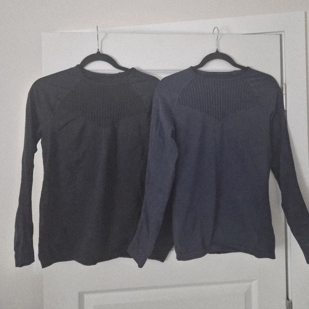 Fabletics Women's Crewneck Long-Sleeve Tops - Black & Navy